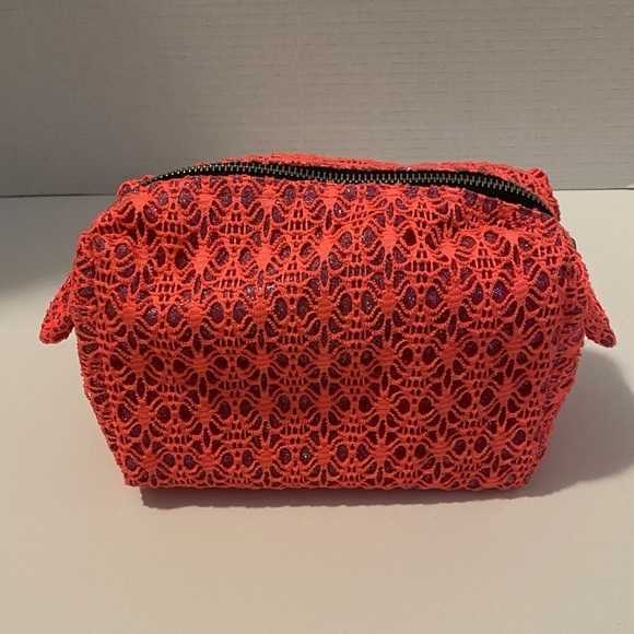 Handbags - Pink Crochet Glitter Cosmetic Bag.